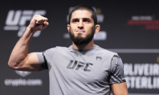 «Я не хочу». Ислам Махачев объяснил отказ от возвращения в Россию