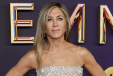 56-летняя Дженнифер Энистон раскрыла свой секрет красивого старения