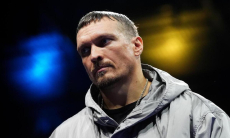 Усику посоветовали завершить карьеру и объяснили почему