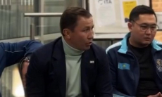 Геннадий Головкин выступил перед боксерами сборной Казахстана на чемпионате мира