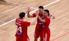 «Кайрат» начал чемпионат Казахстана матчем с восемью голами