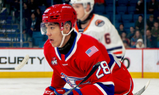 Казахстанский хоккеист отметился ассистентским дублем в США