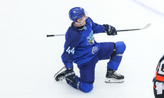 «Когда шайба залетела в ворота, начался хаос, ощущения будто в плей-офф». Райли Уолш в восторге после победного гола за «Барыс»