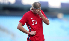 Эрлинг Холанд получил нелепую травму в сборной Норвегии. Фото