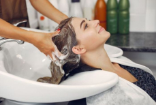 Можно ли ежедневно мыть голову и не испортить волосы — точный ответ