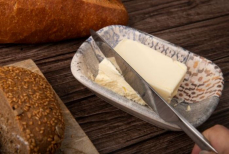 Четыре продукта, которыми можно заменить сливочное масло в любом блюде