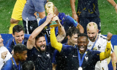 Чемпион мира по футболу объявил о завершении карьеры