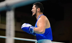 Капитан сборной Казахстана по боксу сразится с двукратным олимпийским чемпионом за финал ЧМ-2025