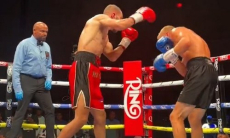 Брутальным нокаутом завершился вечер бокса с участием Казахстана. Видео