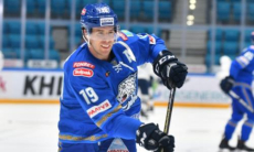 Экс-бомбардир «Барыса» завершил игровую карьеру и стал тренером