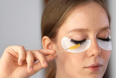 Как ухаживать за наращёнными ресницами для максимальной стойкости