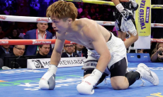 Российский боксер «отправил» абсолютного чемпиона мира в нокаут