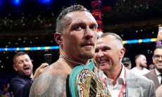 Александр Усик «нанес» поражение «Канело» Альваресу