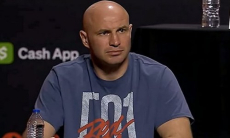 Непобеждённому нокаутеру из Казахстана хотят «надрать задницу»