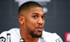 Супертяж из Казахстана получил шанс превзойти Энтони Джошуа