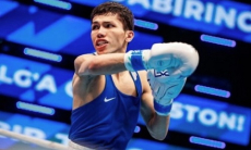 Казахстан с нокдауном на камбэке победил Кубу и вышел в финал ЧМ-2025 по боксу