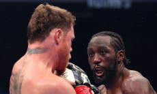 История мирового бокса переписана в бою «Канело» — Кроуфорд