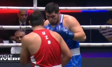 Супербой Казахстан — Узбекистан определил победителя исторического ЧМ-2025 по боксу