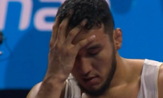 Ризабек Айтмухан неожиданно потерпел фиаско на старте ЧМ-2025 по борьбе