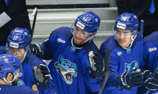 «А не чтобы их возили лицом по асфальту». Игра «Барыса» в новом сезоне КХЛ получила оценку