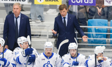 Главный тренер московского «Динамо» накажет игроков за поражение от «Барыса»