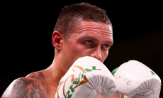 Россиянин «отправил» Александра Усика в нокаут