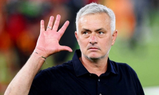 Жозе Моуринью может возглавить участника Лиги Чемпионов