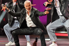 Как сохранить колени здоровыми и подвижными, как у Газманова