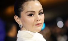 Селена Гомес повторила культовый образ Николь Кидман. Фото