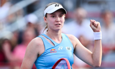 «Мне это очень нравится». Елена Рыбакина сделала признание после разгрома за Казахстан