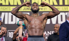 Чемпион мира «побил» Жанибека Алимханулы и Теренса Кроуфорда