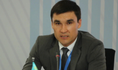 Серик Сапиев поставил в строй чемпионов мира. Фото