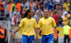 Легендарный бразилец вручит «Золотой мяч»-2025