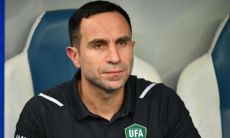 Главный тренер сборной покинул Узбекистан из-за Абдукодира Хусанова