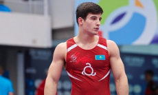 Восходящая звезда борьбы из Казахстана потерпел обидное поражение на ЧМ-2025