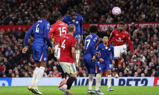 Двумя удалениями и тремя голами обернулся матч «Манчестер Юнайтед» — «Челси» в АПЛ