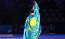 Айдос Султангали разнес борца из Узбекистана на чемпионате мира. Первое «золото» для Казахстана за 26 лет и рождение новой звезды