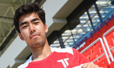 Казахстанский футболист официально перешел в европейский клуб