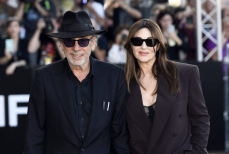 Моника Беллуччи и Тим Бертон официально подтвердили разрыв