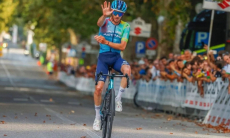 Гонщик «Астаны» одержал победу в Италии