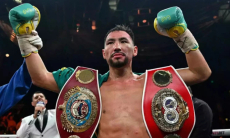 Стала известна дата боя Жанибека Алимханулы за три титула чемпиона мира