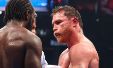 Экс-тренер Головкина не согласился с судейскими записками боя «Канело» — Кроуфорд