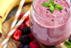 Гастроэнтеролог назвал завтрак, который ест каждый день — всего четыре ингредиента, а энергии на весь день