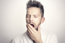 Врач назвал главную причину неприятного запаха изо рта