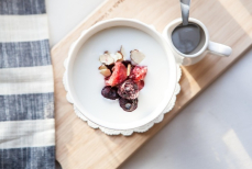 Доктор Малышева назвала йогурт, который способен снизить давление