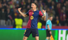 Левандовски сравнялся с Неймаром после камбэка «Барселоны»