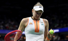 Драмой обернулся первый матч Елены Рыбакиной на топовом турнире в Пекине