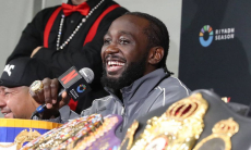 Алимханулы лишат супербоя с Кроуфордом. Подробности