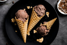 Врач назвала неожиданное полезное свойство мороженого