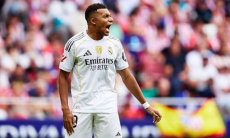 Казахстанские фанаты атаковали Килиана Мбаппе после хет-трика в ворота «Кайрата»